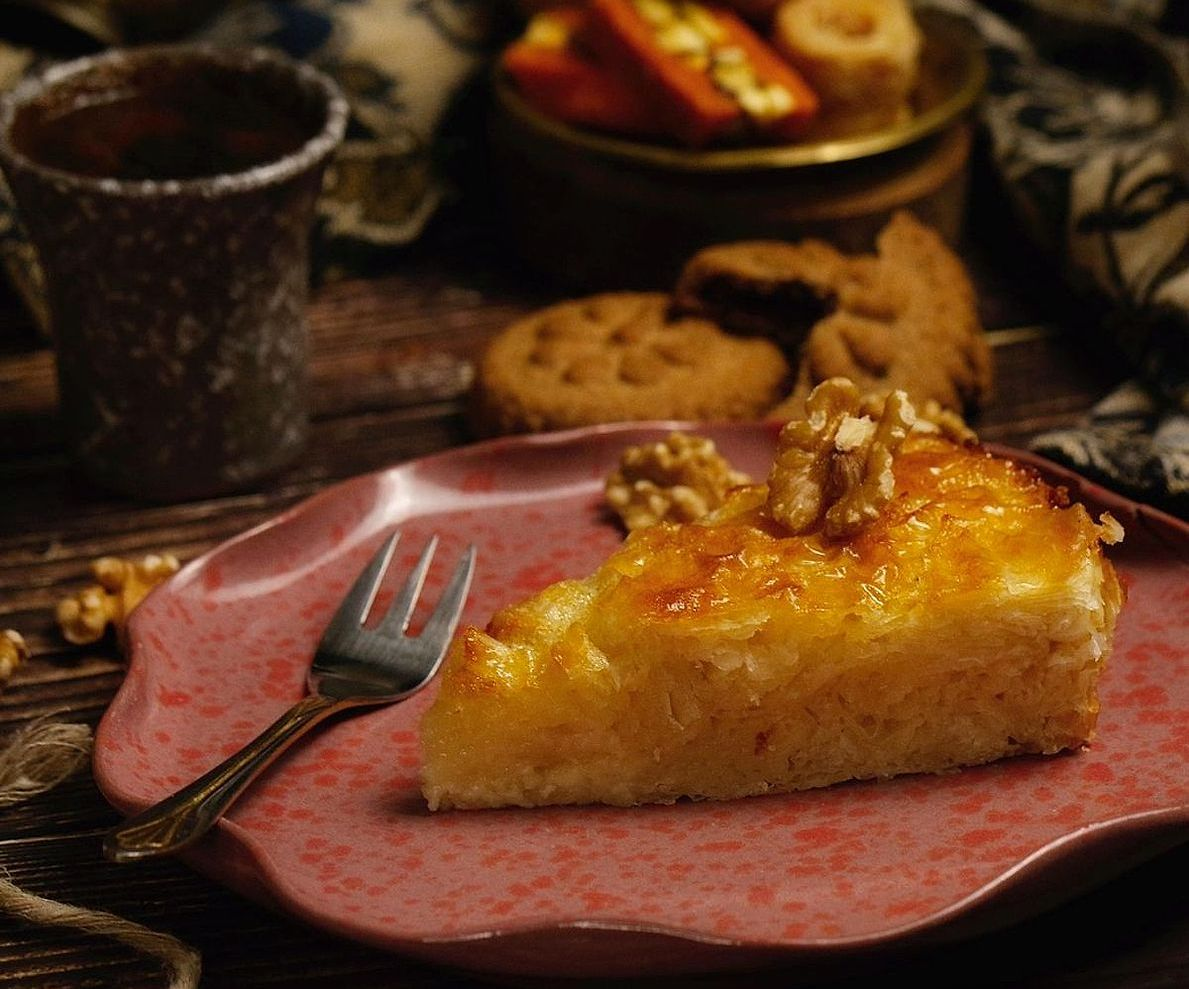 Tatlı ve pastane dolu fırın tezgahı